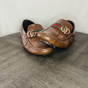 MEN'S GUCCI JORDAAN CROCODILE LOAFER